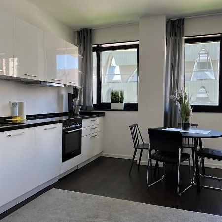 Luxury Waterfront Apartment Berlin Bagian luar foto