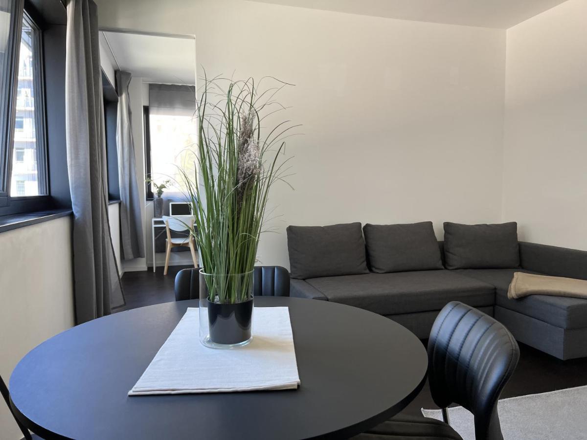 Luxury Waterfront Apartment Berlin Bagian luar foto