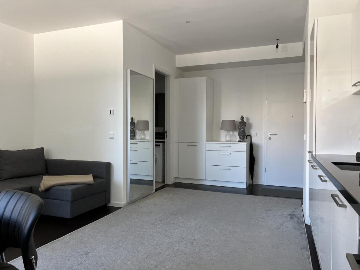 Luxury Waterfront Apartment Berlin Bagian luar foto